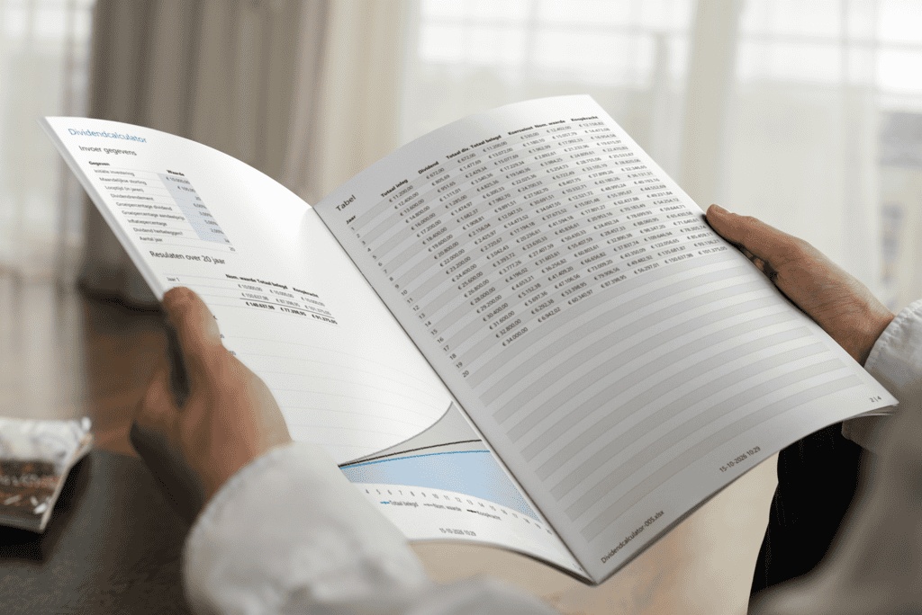 Dividendcalculator Excel voorbeeld in handen